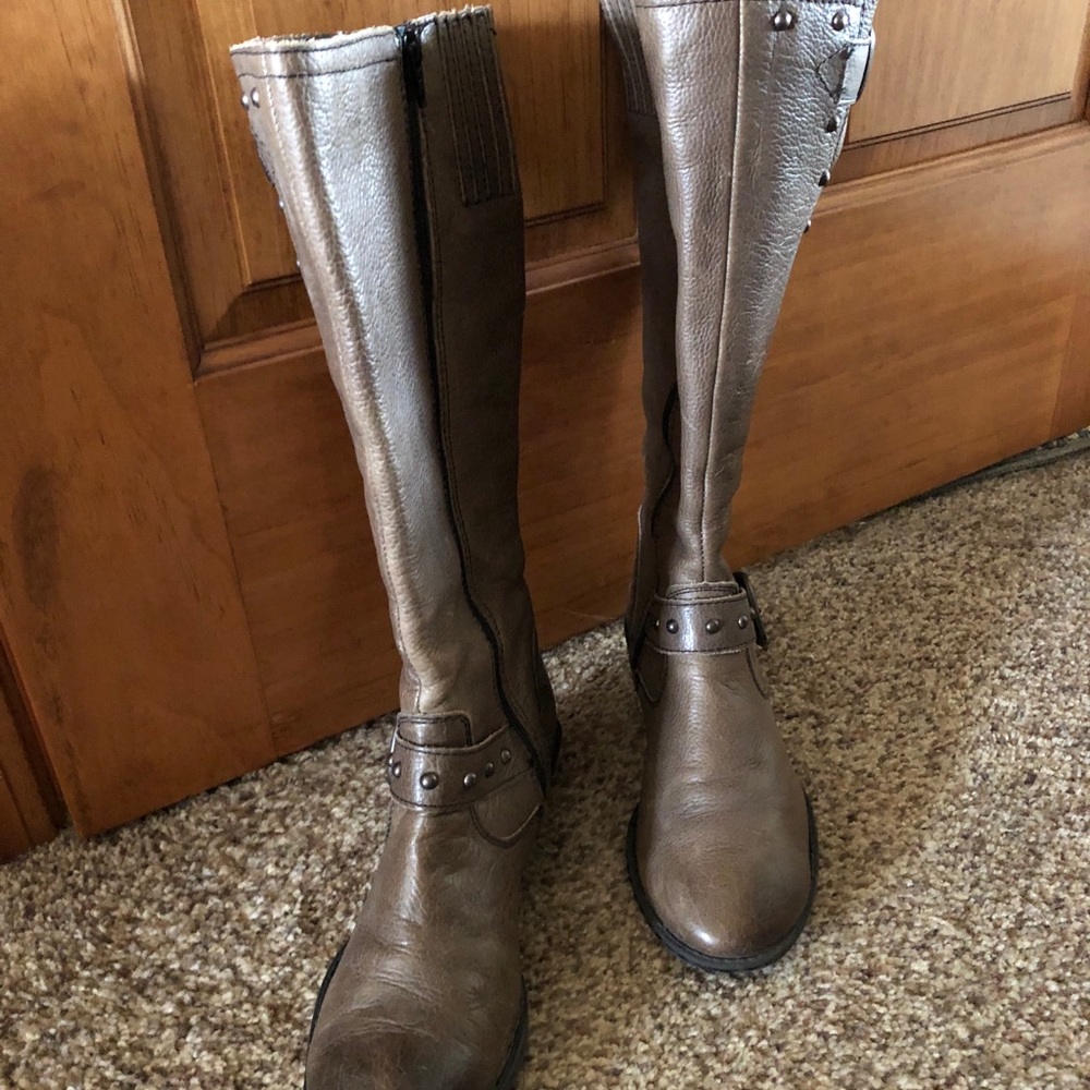 Boots, leather. BOC.  6.5